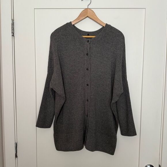 Vetta Sweater Cardigan Womens Sz XS Gray Oversized Knit Button Up Made in USA - Picture 1 of 13